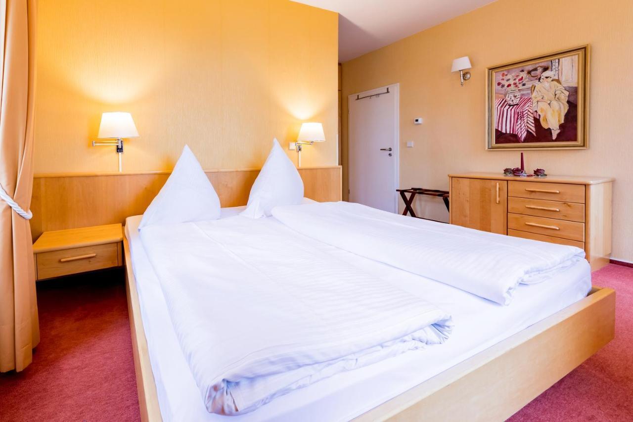 Schlosshotel Eyba Bad Blankenburg Exterior photo