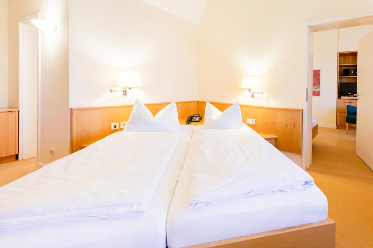 Schlosshotel Eyba Bad Blankenburg Exterior photo