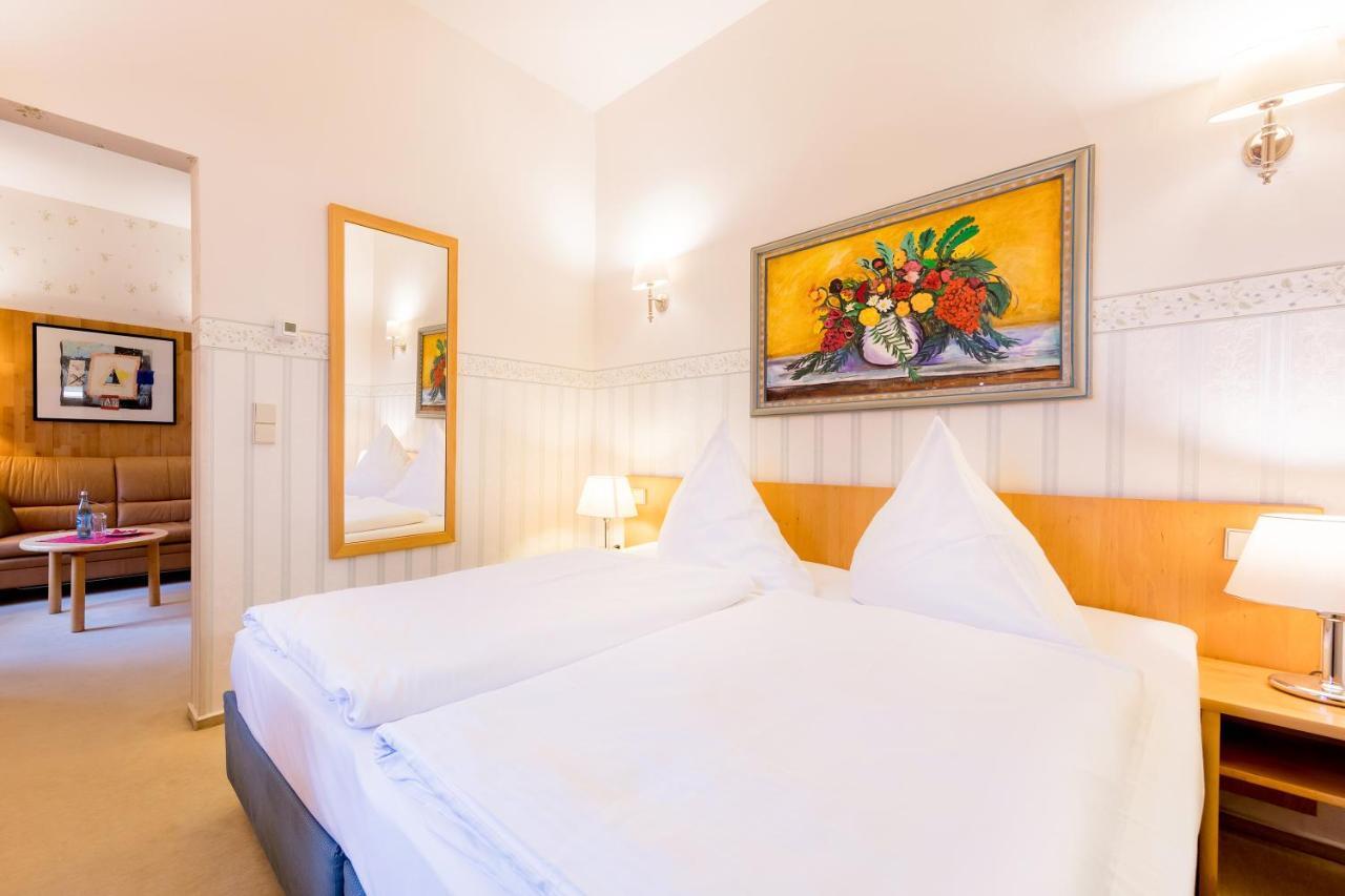Schlosshotel Eyba Bad Blankenburg Exterior photo