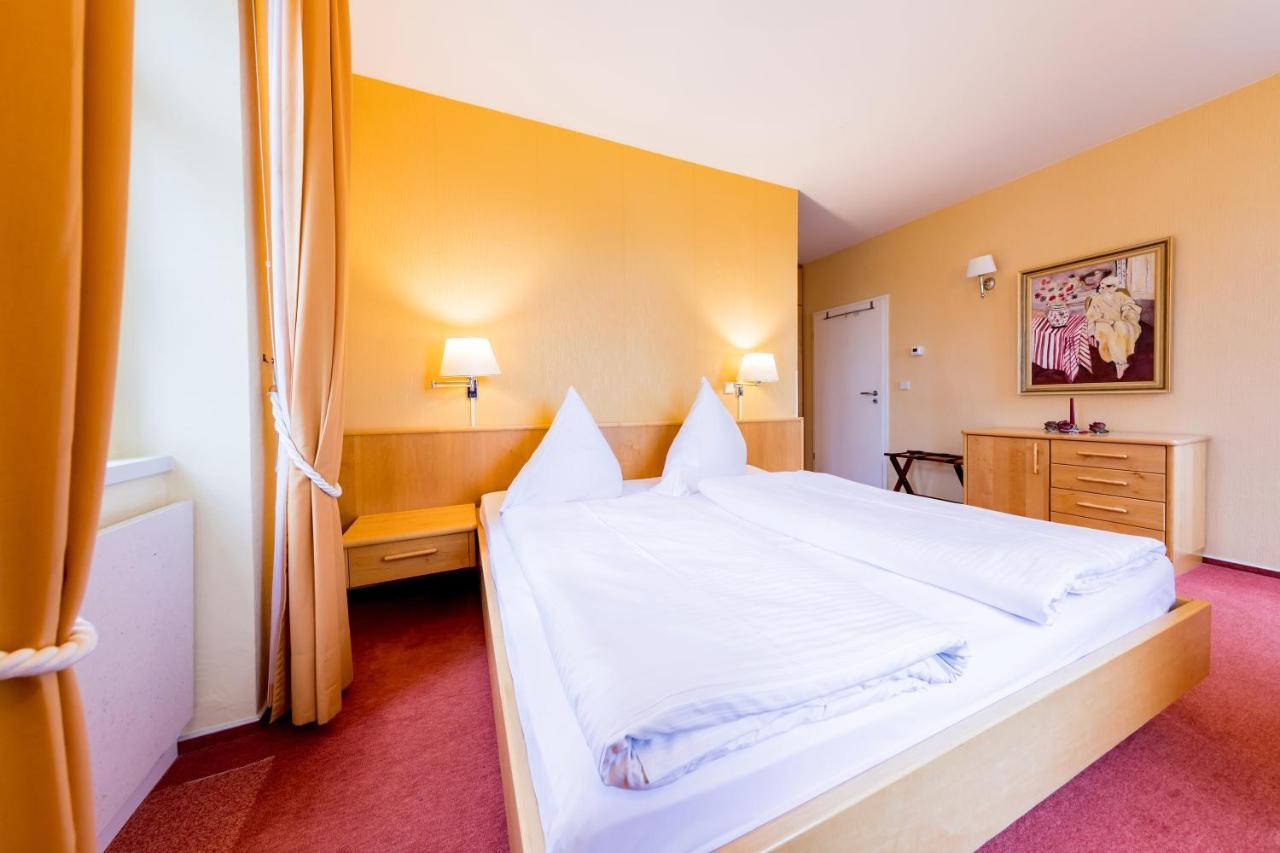 Schlosshotel Eyba Bad Blankenburg Exterior photo